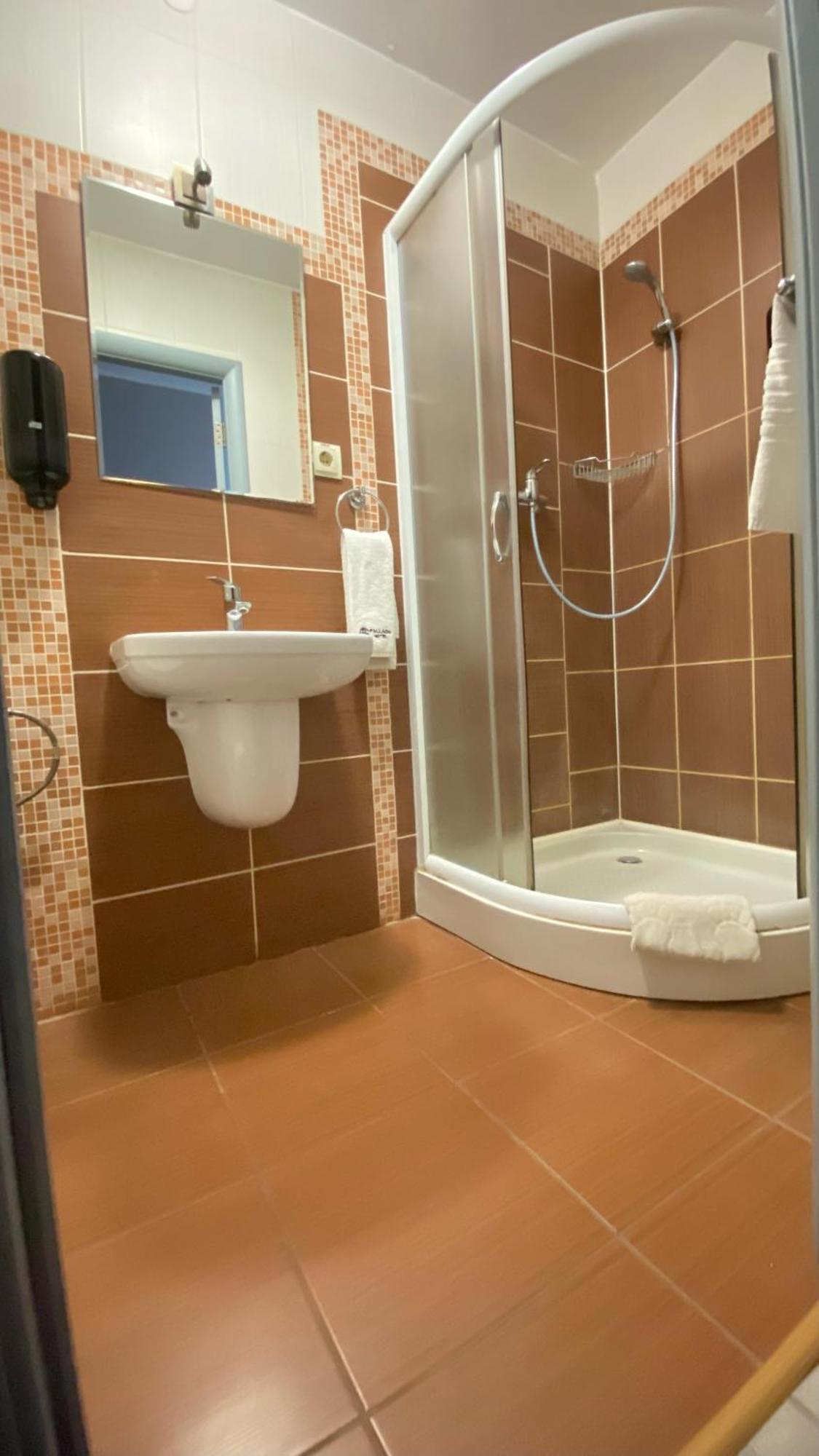 Pallada Hotel ترنوبل المظهر الخارجي الصورة