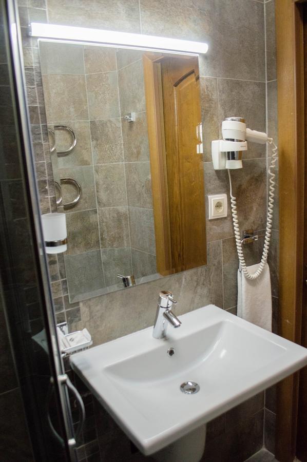 Pallada Hotel ترنوبل المظهر الخارجي الصورة